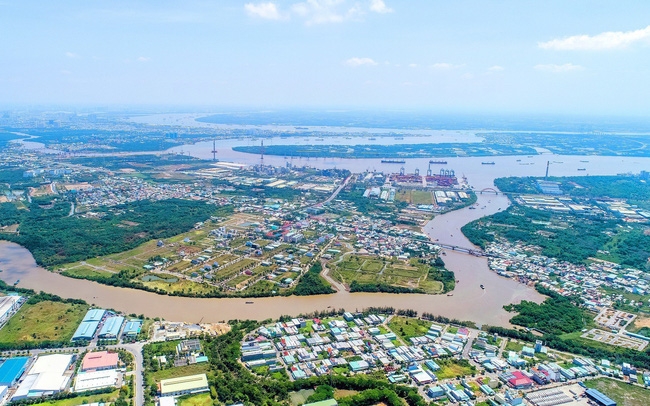 south saigon is still the center of real estate development